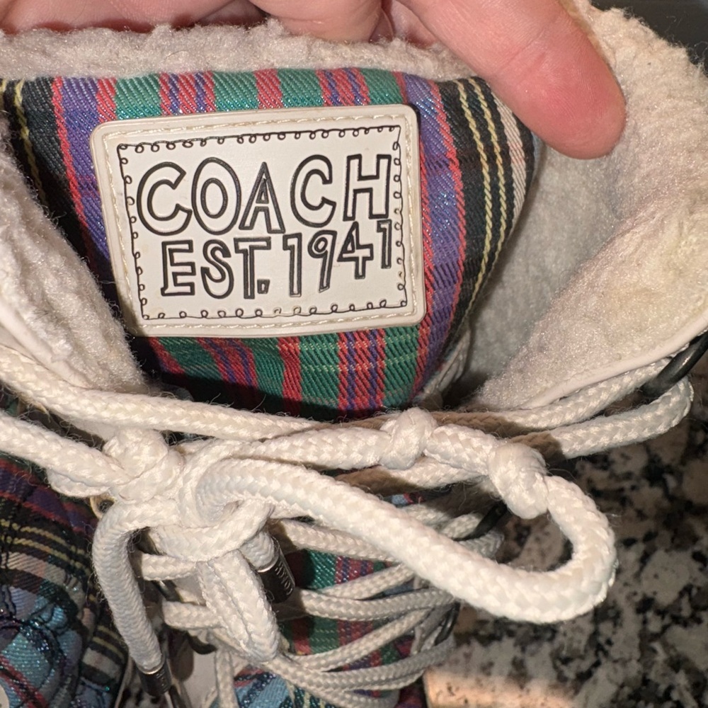 Coach Plaid Quilted Snow Boots Patent Leather Trim ❄️ - Picture 4 of 14